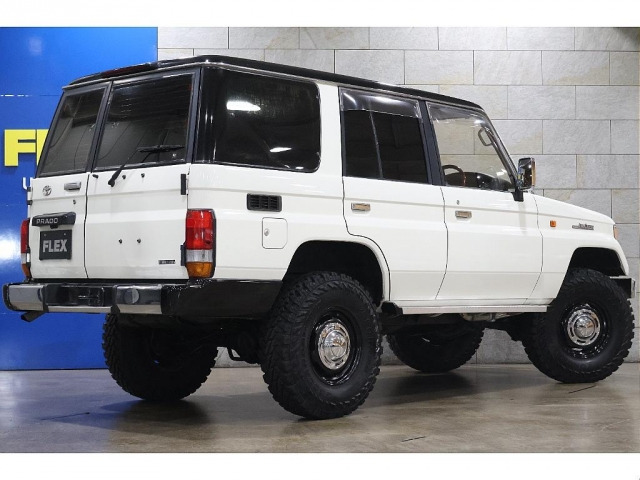 ランドクルーザープラド3.0 SXワイド ディーゼル 4WD