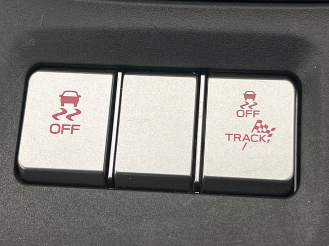 �y�h���C�u���[�h�Z���N�g�z�R���t�H�[�g�ȏ�薡����X�|�[�e�B�ȏ�薡�܂ŃX�C�b�`��Ő؂�ւ��\�B�V�[����C���ɍ��킹�����[�h��I�ׂ΁A�����̃h���C�u������w�y�����Ȃ�܂���