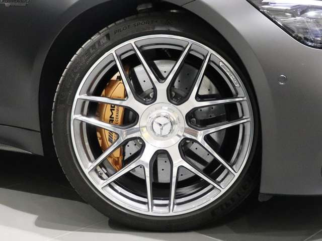 AMG GT 4ドアクーペ63 S E パフォーマンス 4WD