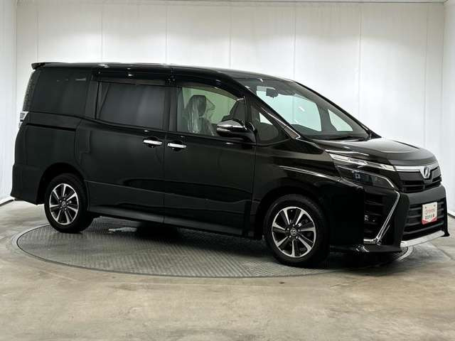 ヴォクシー2.0 ZS 煌 4WD