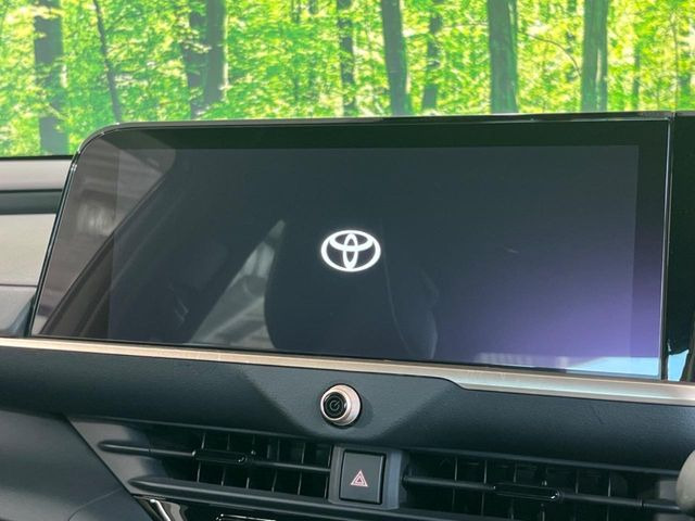 クラウンクロスオーバー2.5 G アドバンスト レザー パッケージ E-Four 4WD