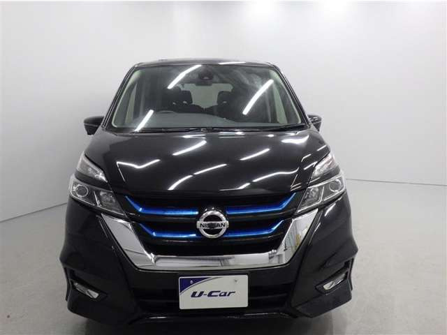 セレナ1.2 e-POWER ハイウェイスターV