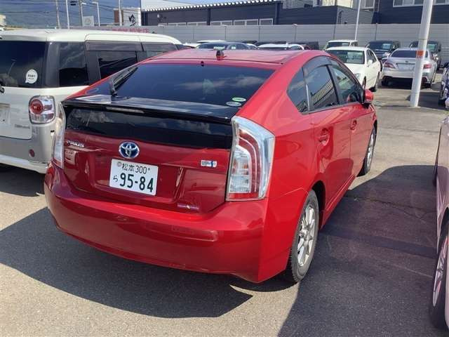 プリウス1.8 S