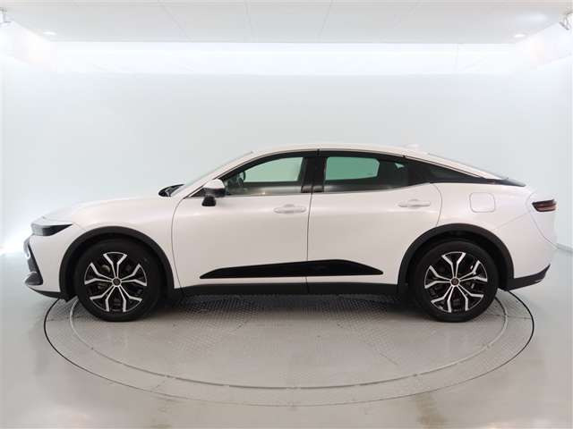 クラウンクロスオーバー2.5 G アドバンスト E-Four 4WD