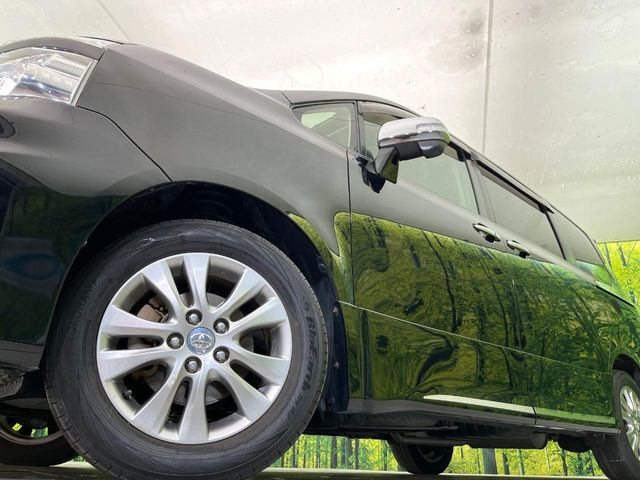 �y�����A���~�z�C�[���z�O�ςɃ}�b�`���������A���~�z�C�[���𑕒����Ă���܂��B�e��ЊO�A���~�z�C�[����A�X�^�b�h���X�^�C�����戵�����Ă���܂��B���񂲑��k����������