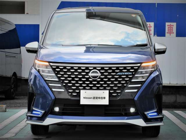セレナ2.0 AUTECH マルチベッド 4WD