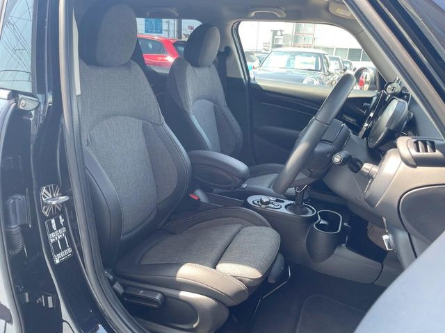 ���V�[�g�̎g�p��:�j��E�ւ�������Ȃ��A�����̒ʂ肫�ꂢ�ȏ�Ԃ��ێ����Ă���܂��B�܂��A�����N���[�j���O�E�R�[�e�B���O�����p�����������܂��B