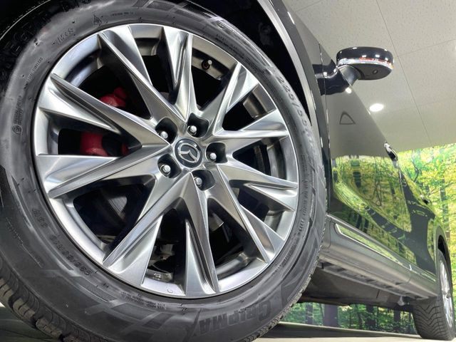 �y����19�C���`�A���~�z�C�[���z�O�ςɃ}�b�`���������A���~�z�C�[���𑕒����Ă���܂��B�e��ЊO�A���~�z�C�[����A�X�^�b�h���X�^�C�����戵�����Ă���܂��B���񂲑��k����������