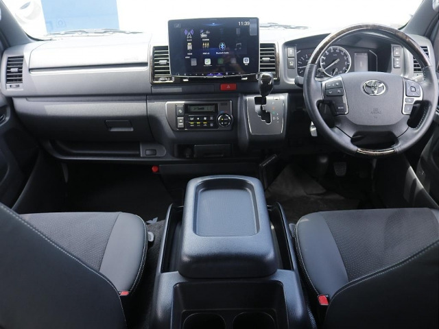 ハイエースバン2.8 スーパーGL ダークプライムII ロング ディーゼル 4WD