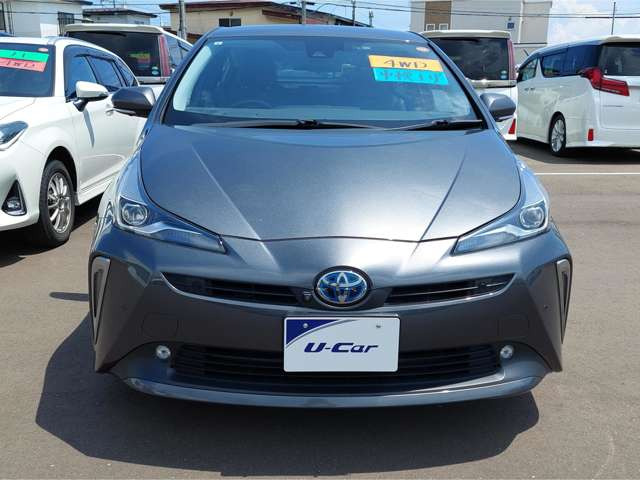 プリウス1.8 A プレミアム ツーリングセレクション E-Four 4WD