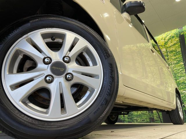 �y13�C���`�A���~�z�C�[���z�O�ςɃ}�b�`�����A���~�z�C�[���𑕒����Ă���܂��B�e��A���~�z�C�[����A�X�^�b�h���X�^�C�����戵�����Ă���܂��B���񂲑��k����������