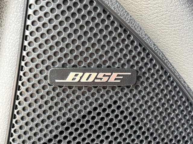 �yBOSE�T�E���h�V�X�e���t�������i�r�z�[���̃i�r�@�\�͂������A���x�ȃ`���[�j���O�\�͂����ڂ���Ă���A�������ȉ��y�����y���݂��������܂���