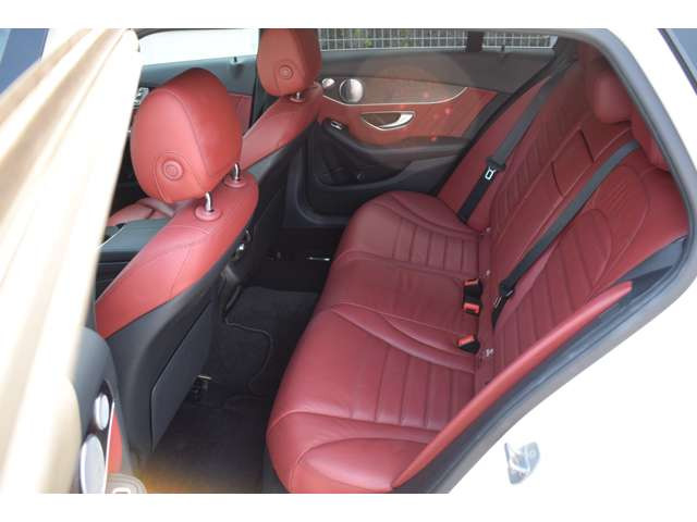 CクラスワゴンC220d