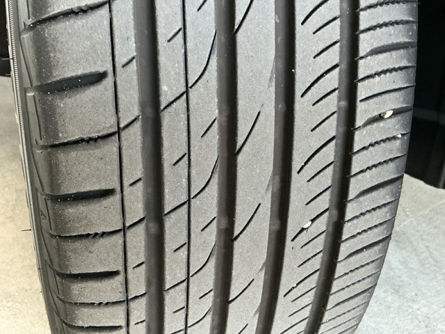 ハリアー2.5 ハイブリッド E-Four プレミアム 4WD