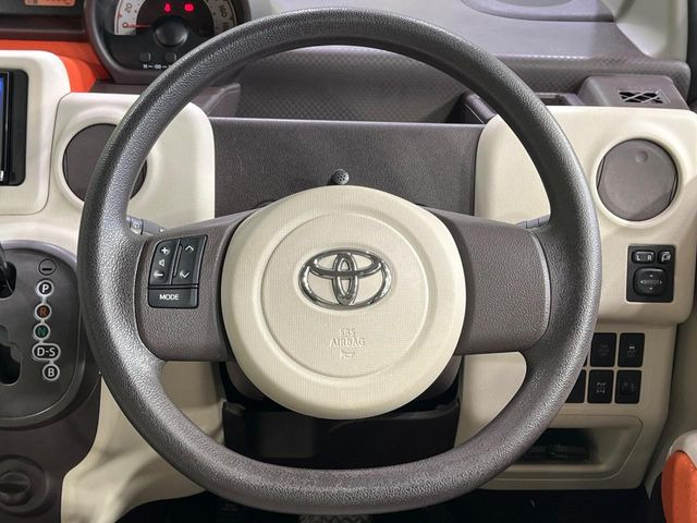 �y�X�e�A�����O�X�C�b�`�z�^�]���A�O������ڐ������炷���ƂȂ��A�I�[�f�B�I���̑��삪�\�ȕ֗��@�\!���S&���K�ȃh���C�u�����o���Ă���܂���