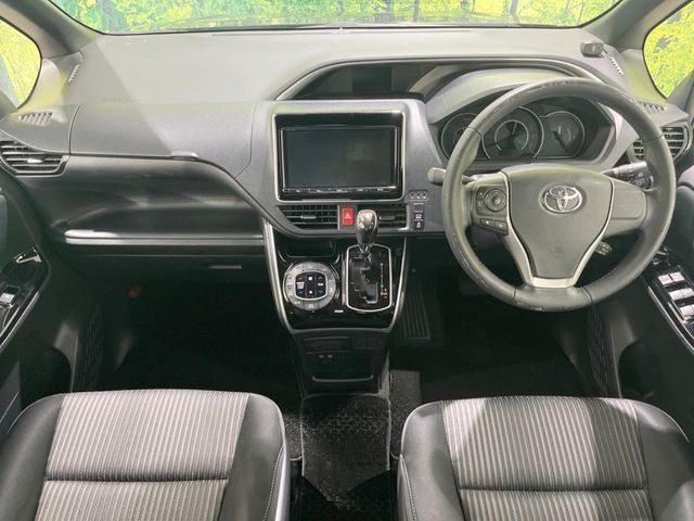 ヴォクシー2.0 ZS 煌