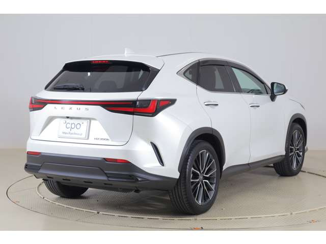 NX350h バージョンL