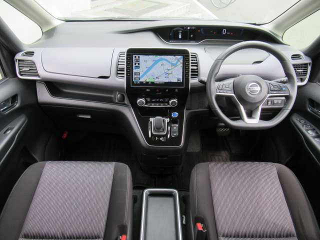 セレナ1.2 e-POWER ハイウェイスターV