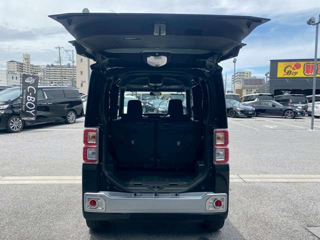 彦根インターからお車で3分とアクセス便利!近くには有名観光地の彦根城もありますので、観光と合わせてのご来店も良いですね♪活気溢れる自慢のスタッフがお客様のご来店をお待ちしております!