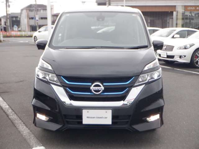 セレナ1.2 e-POWER ハイウェイスターV