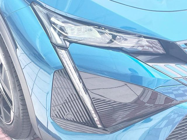 ��LED�w�b�h���C�g:��ԑ��s�����ǍD�Ȏ��E���m�ۂ����S���ĉ^�]�ł��鍂�P�xLED�w�b�h���C�g�𑕔�!�_�����x�������A����d�͂��}�����Ă��܂��B