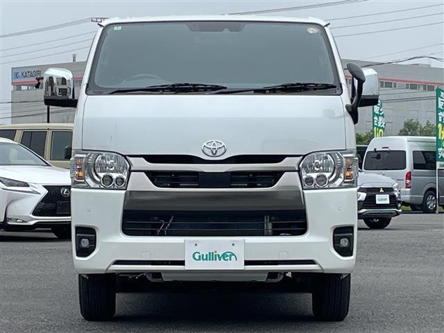 ハイエースバン