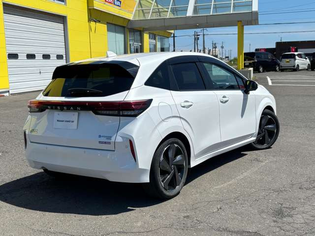 ノートオーラ1.2 G FOUR 4WD