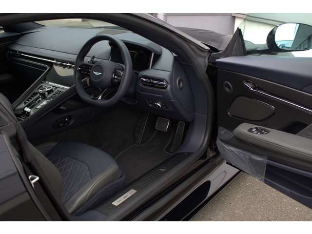 DB12