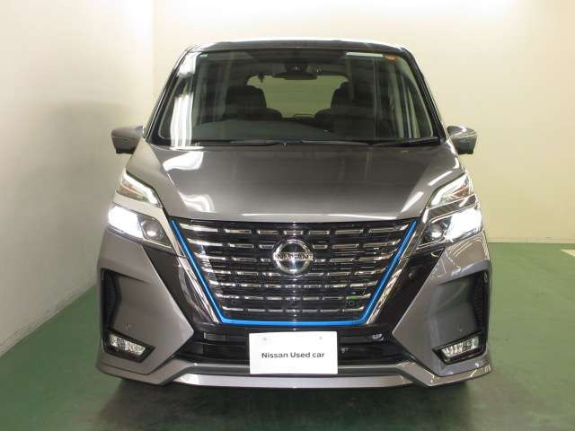 セレナ1.2 e-POWER ハイウェイスターV