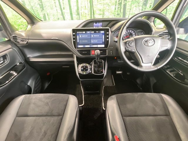 ヴォクシー2.0 ZS 煌III