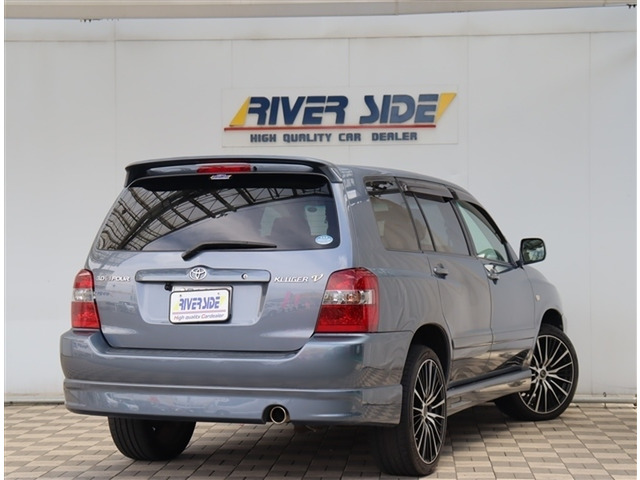 クルーガー3.0 S FOUR Gパッケージ 4WD