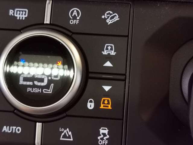 ディフェンダー110 X ダイナミック HSE 3.0L D350 ディーゼル 4WD