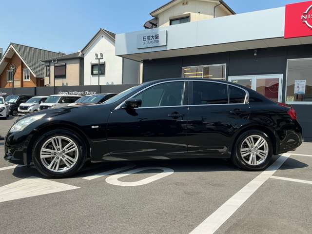 スカイライン2.5 250GT