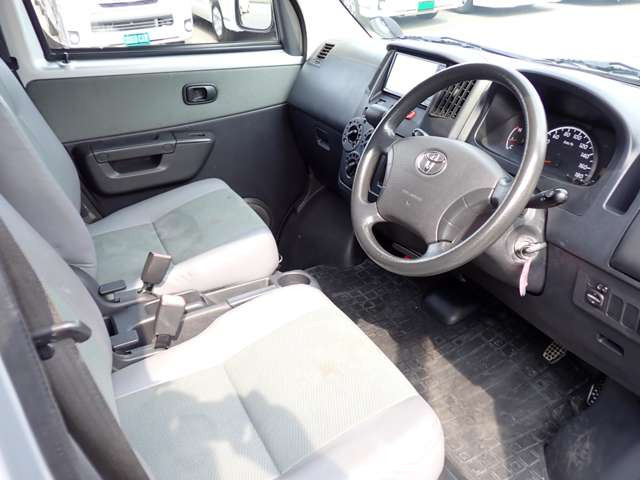 .��ʌ�����3�X�ܓW�J �{�X �~�j�o���`MT�� �Z�_���� �݌�50�� ��z�X 4WD�ESUV���X �݌�50�� �O���[�v�݌�150��ȏ�