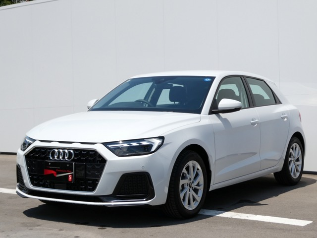 A1スポーツバック25 TFSI アドバンスド
