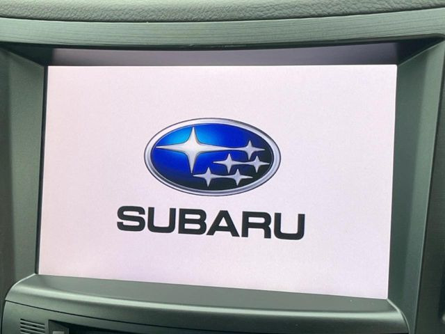 �y�����i�r�z�l�C�̏����i�r�𑕔����Ă���܂��B�i�r�̎g���₷���͂������A�I�[�f�B�I�@�\���[��!�L�����v�◷�s�͂������A�ʋ΂┃�����ȂǕ��i�̃h���C�u���y�����Ȃ�͂���