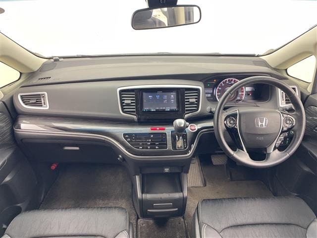 オデッセイ2.4 アブソルート X ホンダ センシング 4WD