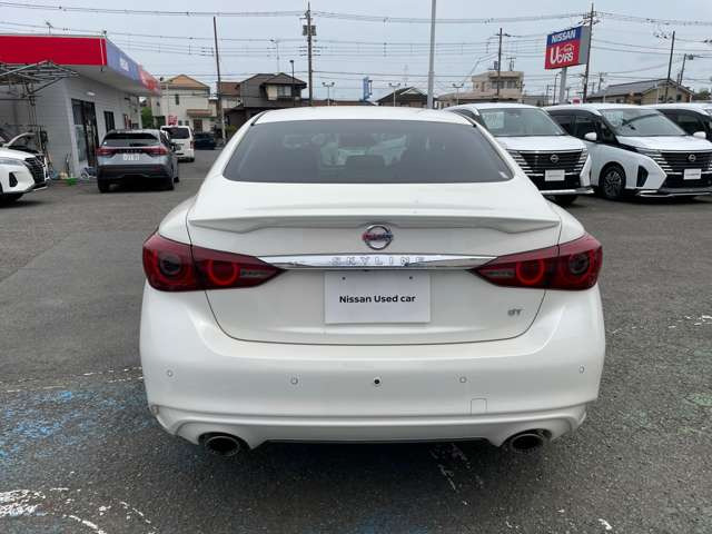 スカイライン3.0 GT