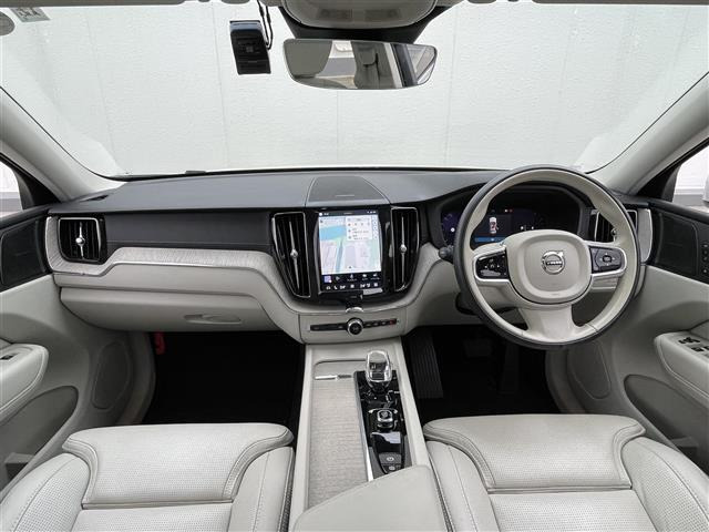 XC60アルティメット B5 AWD 4WD
