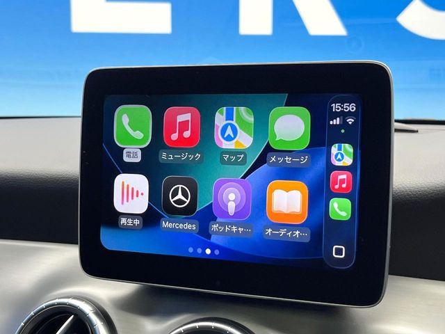 ��Apple Car Play:�X�}�z�Ƃ̗L���ڑ��ŁA�i�r�E�I�[�f�B�I�Đ��ȂǃX�}�z�̃A�v���@�\����ʂł��g����֗��@�\�ł�!