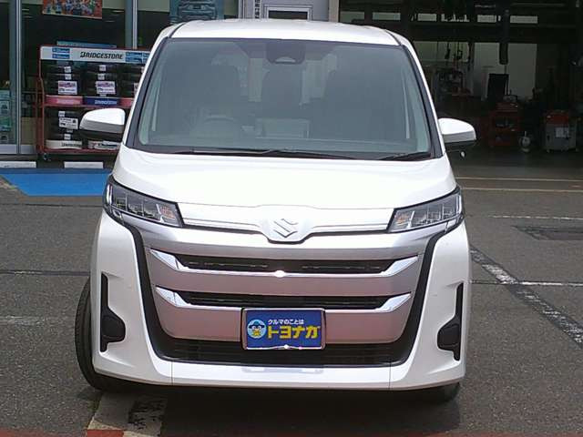 ������肭�낰��L�������Ɖ^�]�̂��₷���A���ʂȃV�[�g�A�����W�ȂǂōD�]�𓾂Ă���3��V�[�g8�l���~�j�o���^�C�v�́u�����f�B(LANDY)�v