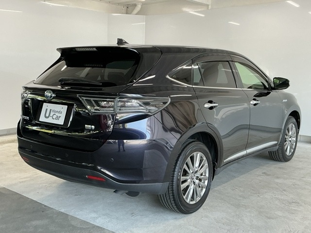 ハリアー2.5 ハイブリッド E-Four プレミアム 4WD