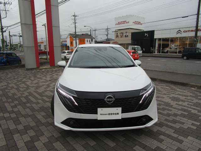 ノートオーラ1.2 G レザーエディション
