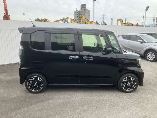 N-BOXカスタムG EX ターボ ホンダセンシング 4WD