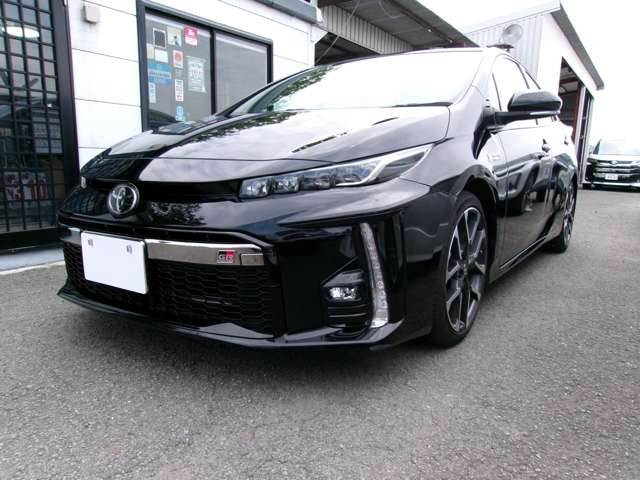 プリウスPHV1.8 S GR スポーツ