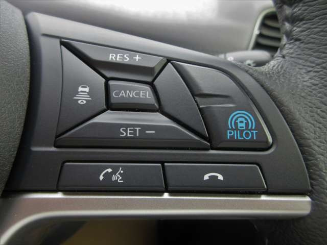 セレナ1.2 e-POWER ハイウェイスター