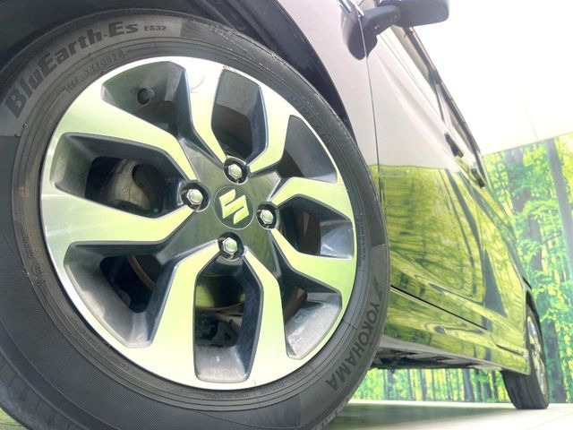 �y15�C���`�A���~�z�C�[���z�O�ςɃ}�b�`�����A���~�z�C�[���𑕒����Ă���܂��B�e��A���~�z�C�[����A�X�^�b�h���X�^�C�����戵�����Ă���܂��B���񂲑��k����������