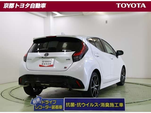 アクア1.5 GRスポーツ