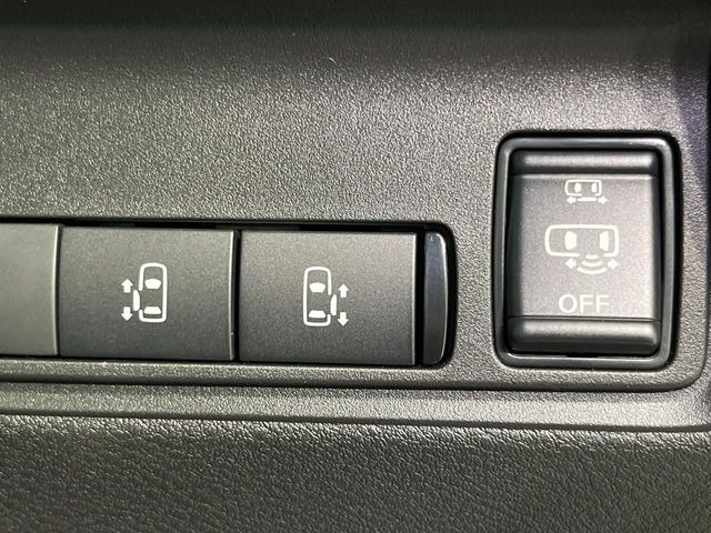 セレナ1.4 e-POWER ハイウェイスターV