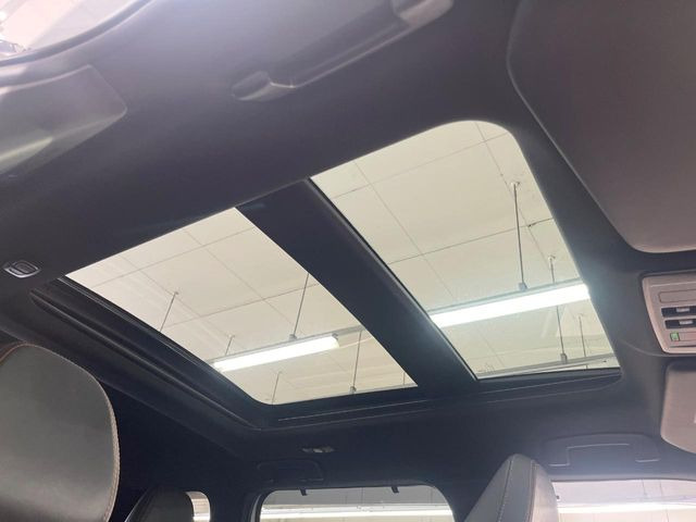 アウトランダーPHEV 2.4 P 4WD